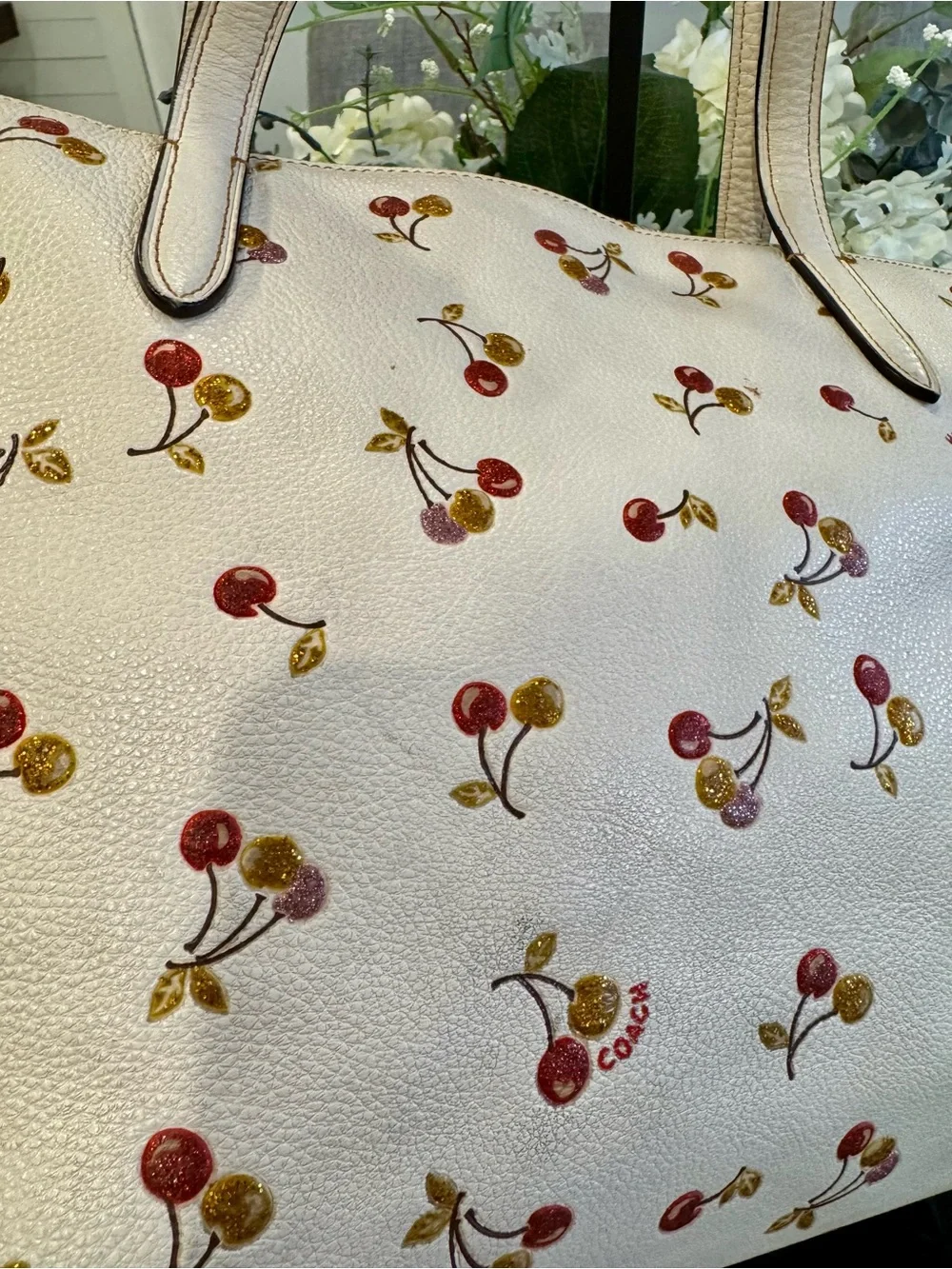 🍒COACH City Tote in Glitter Cherry Print Pebbled Leather (Style 27502)